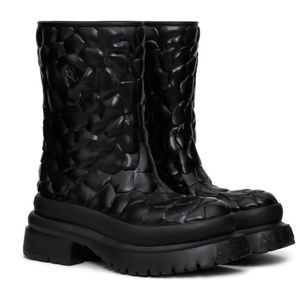 NIB $850 Valentino Atelier 03 Rose Edition Water Resistant Rain Boot in size 41!